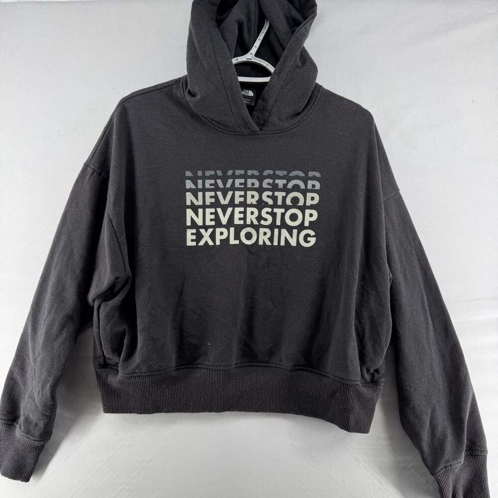 1532 The North Face Logo Play Hoodie Size L Black Cropped